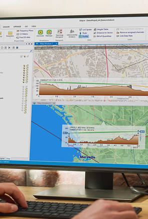 Monitor with screen capture of Ellipse, Infovista's backhaul planning solution